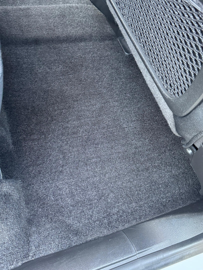 Clean SUV Carpet